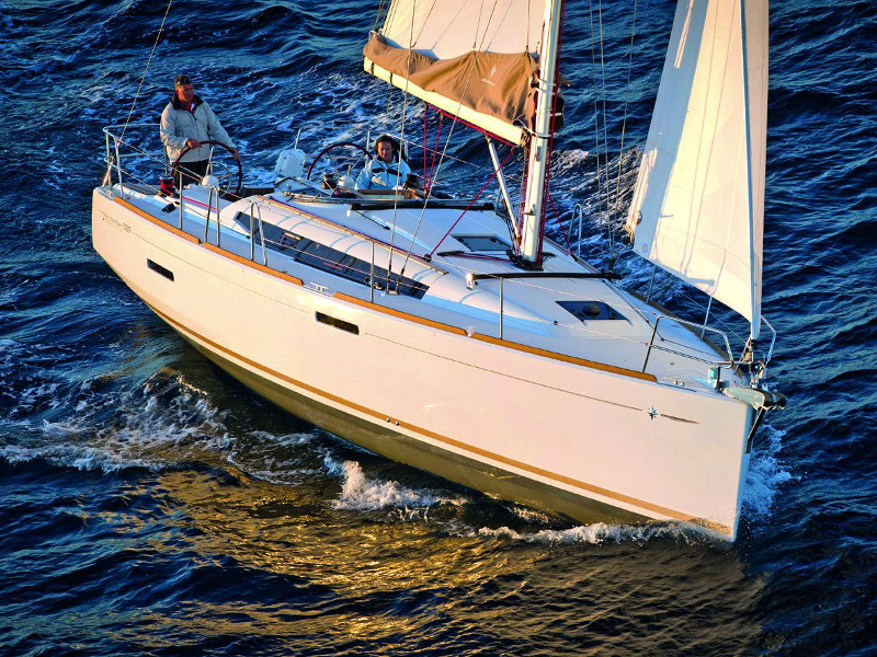 Sun Odyssey 389 SANTANA