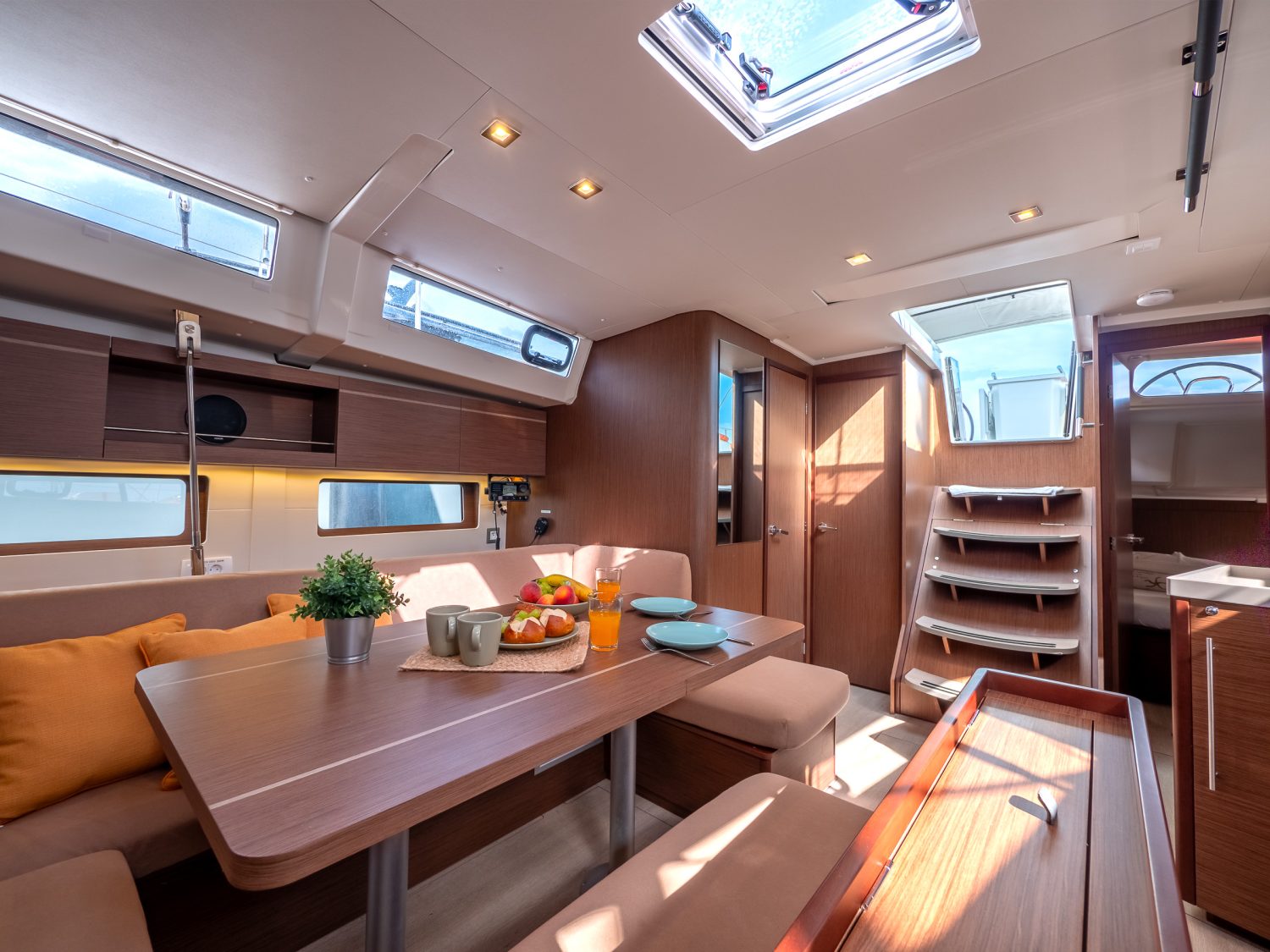 Oceanis 46.1 AMORINO 19