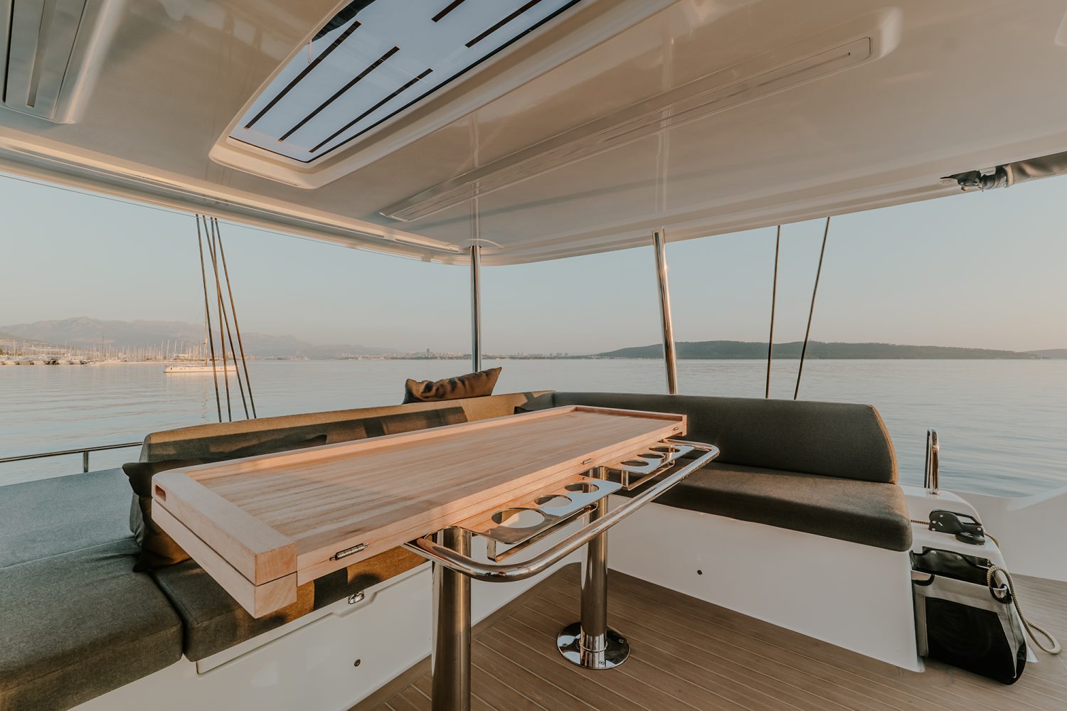 Lagoon 55 TRI-WING 15