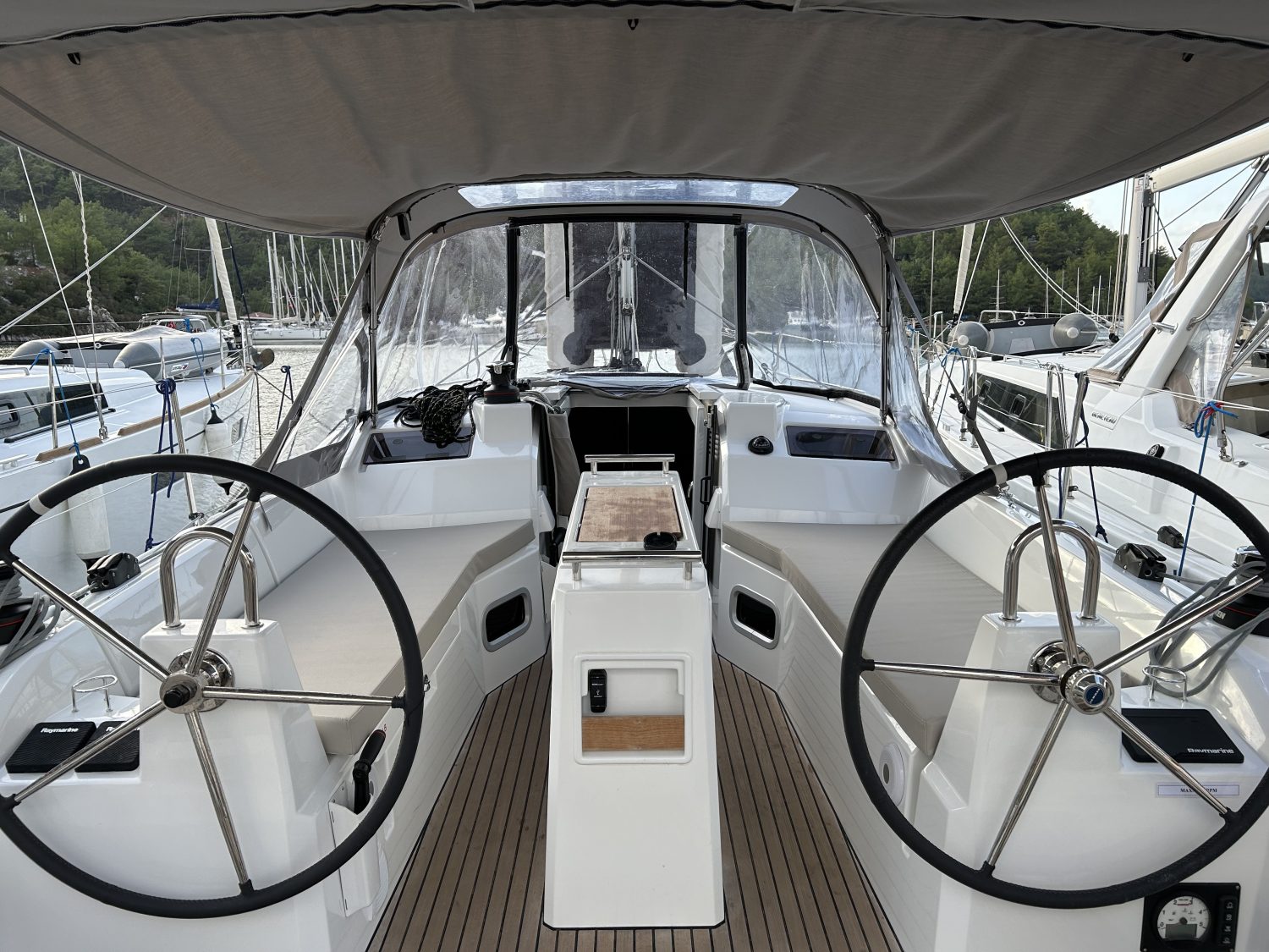 Oceanis 34.1 Sail Altair 1 13