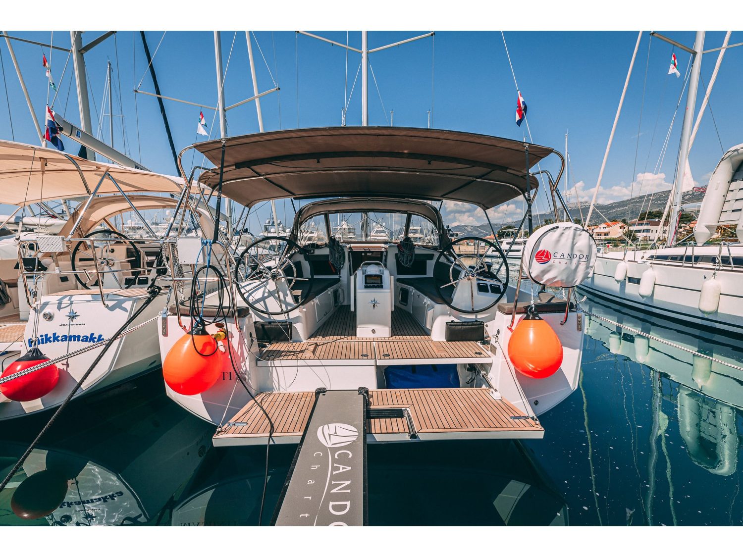 Sun Odyssey 410 Maminti