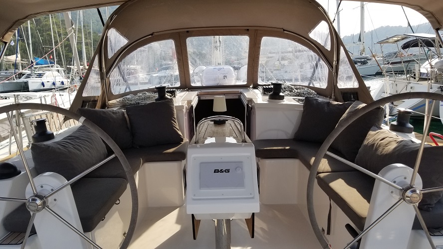 Bavaria C42 Fiesta 9