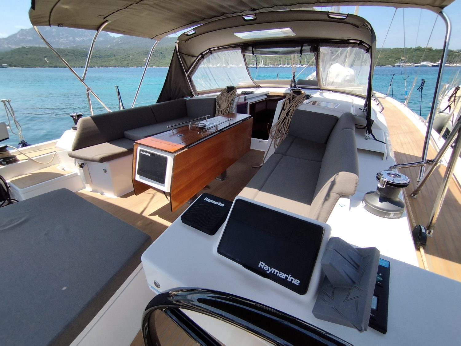Dufour 470 Euphoria 8