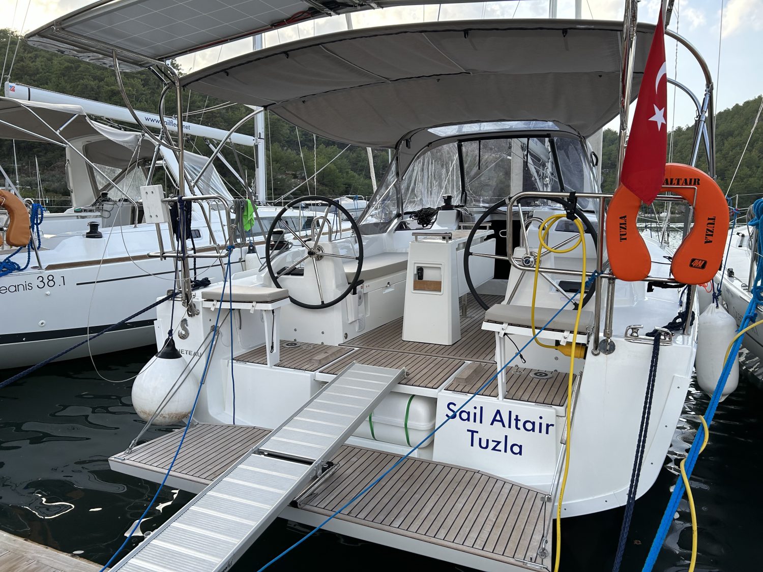 Oceanis 34.1 Sail Altair 1 10