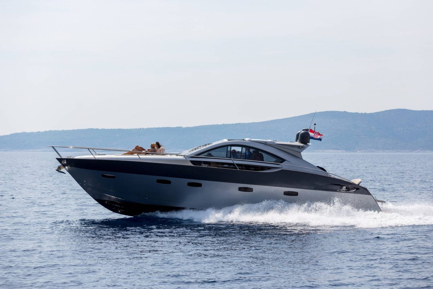 Pearl Sea 56 Premium + 36