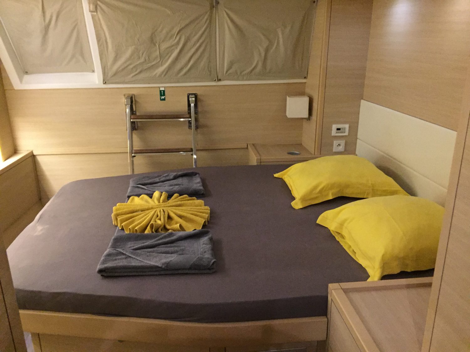 Double Cabin 4