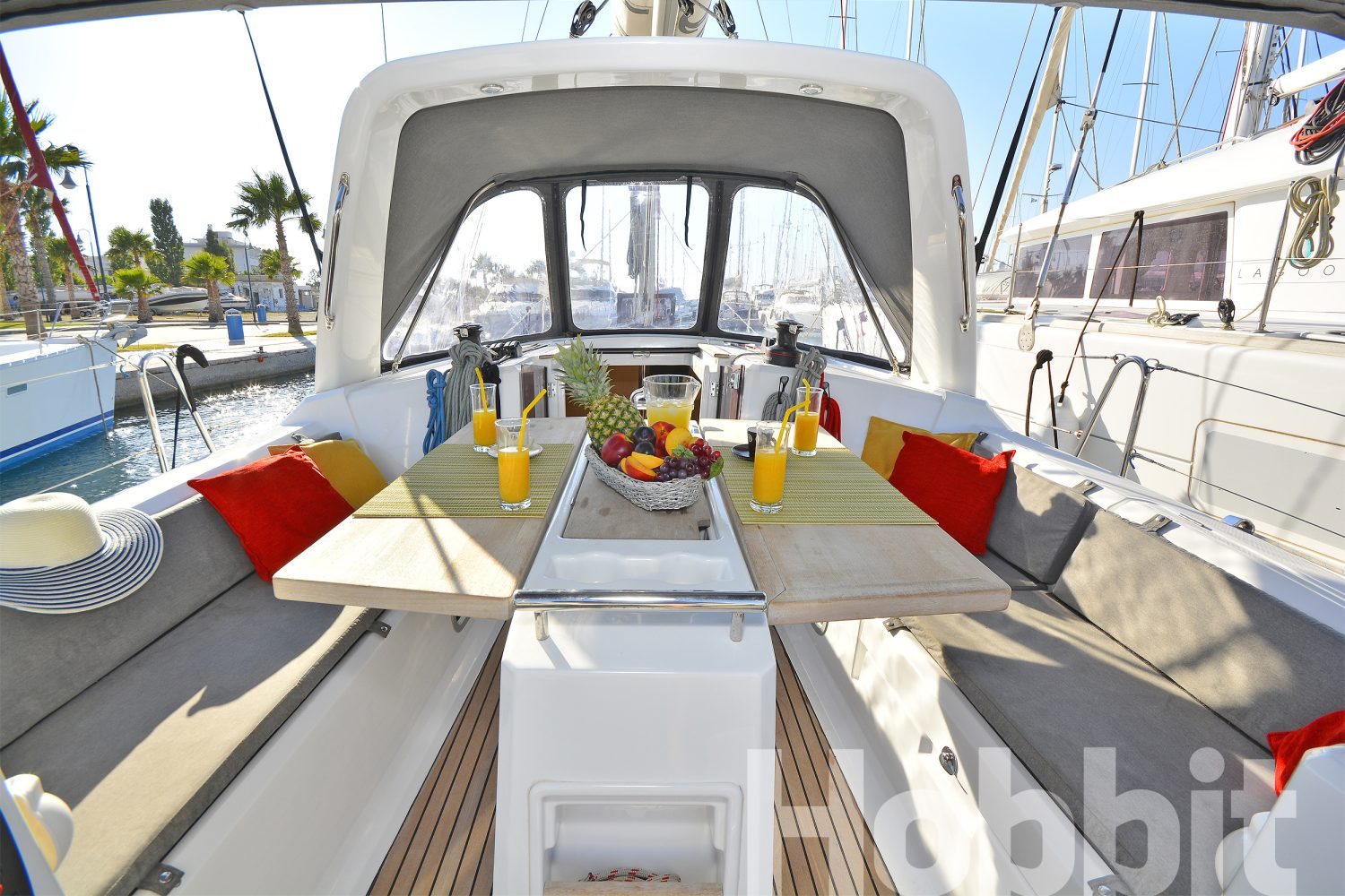 Oceanis 35 Hobbit 8
