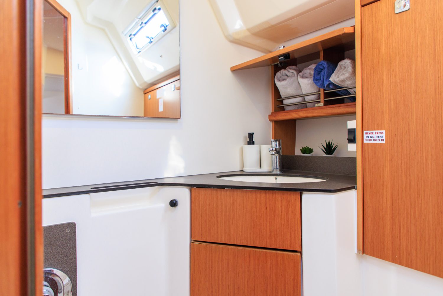 Bavaria Cruiser 46 Kyveli 23