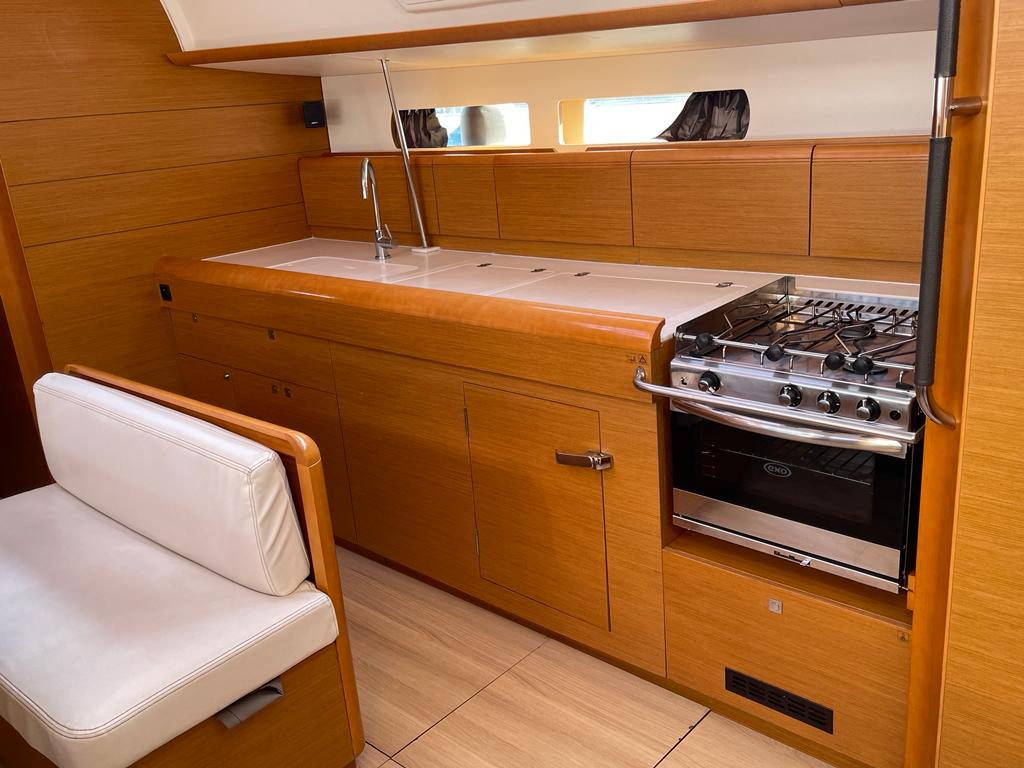 Sun Odyssey 479 Tanqueray 22