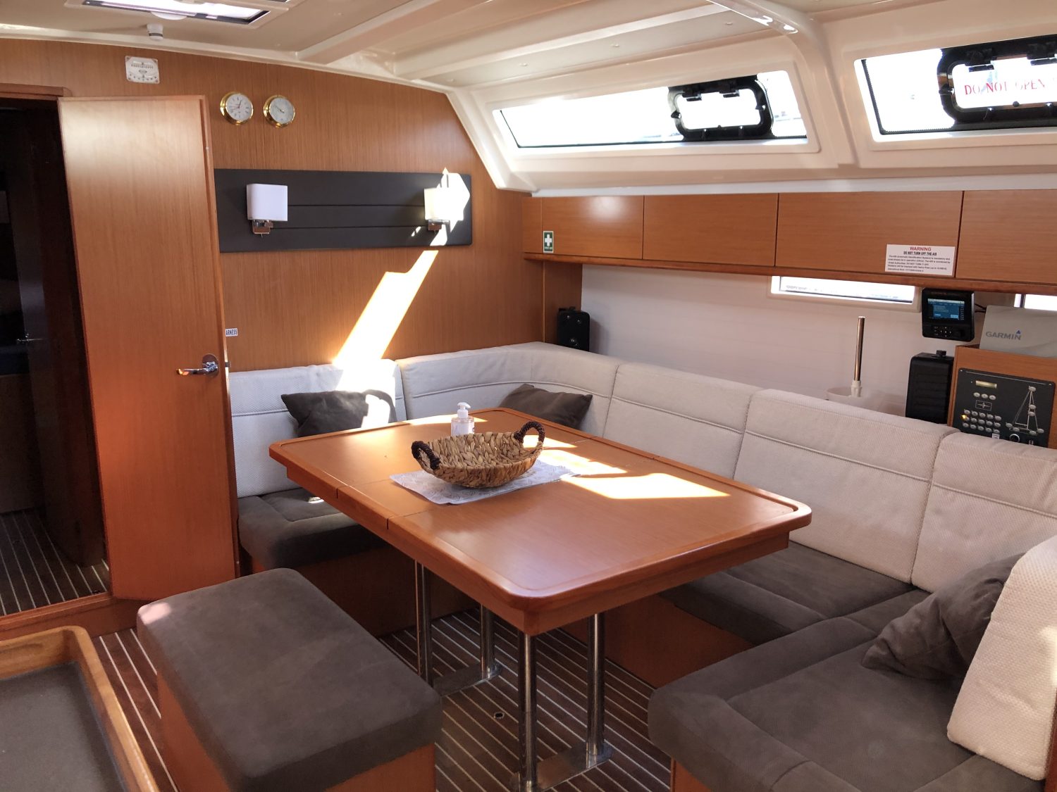 Bavaria Cruiser 46 S/Y Amelia 5