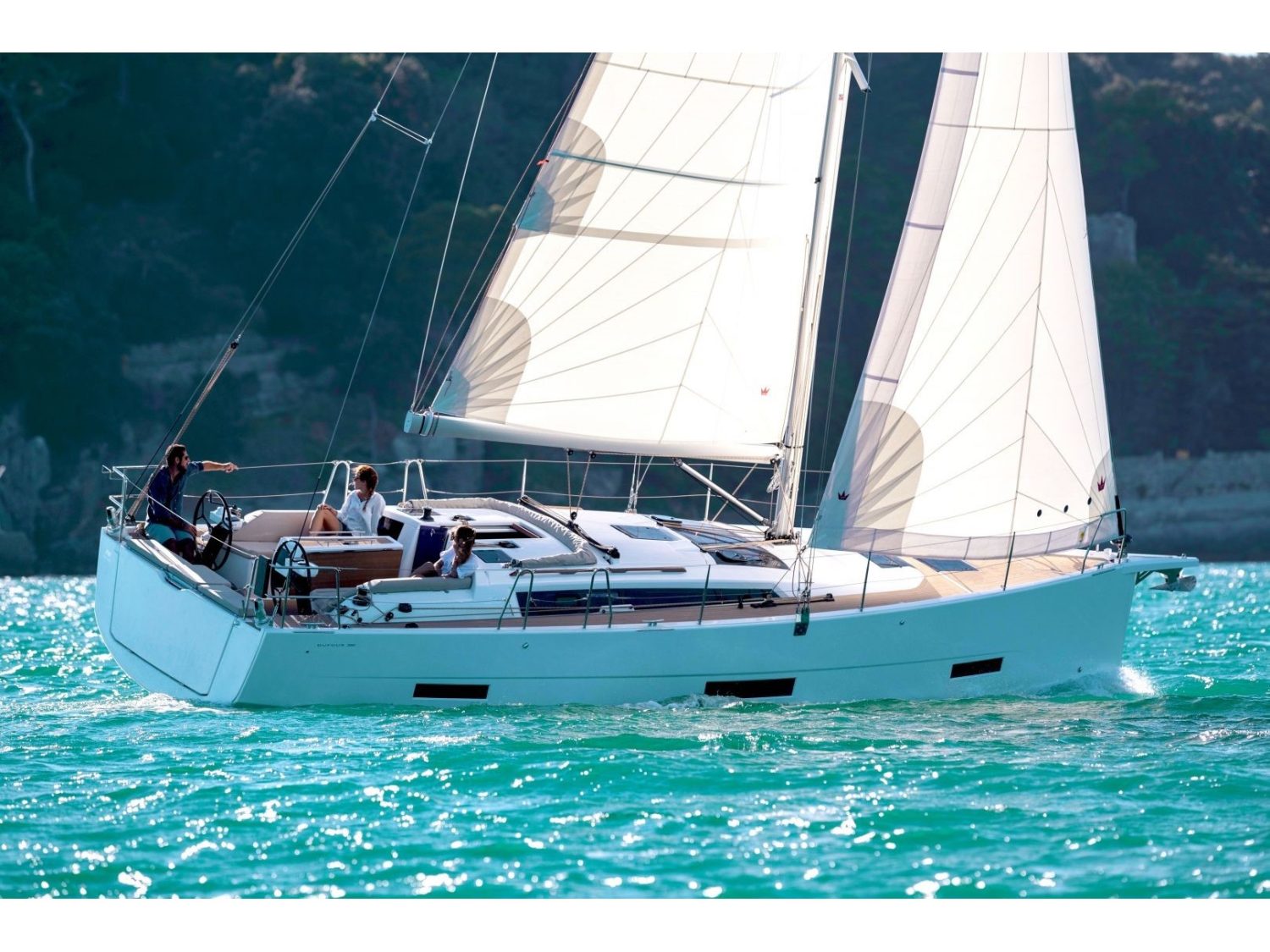 Dufour 390 Grand Large Sail Corvus