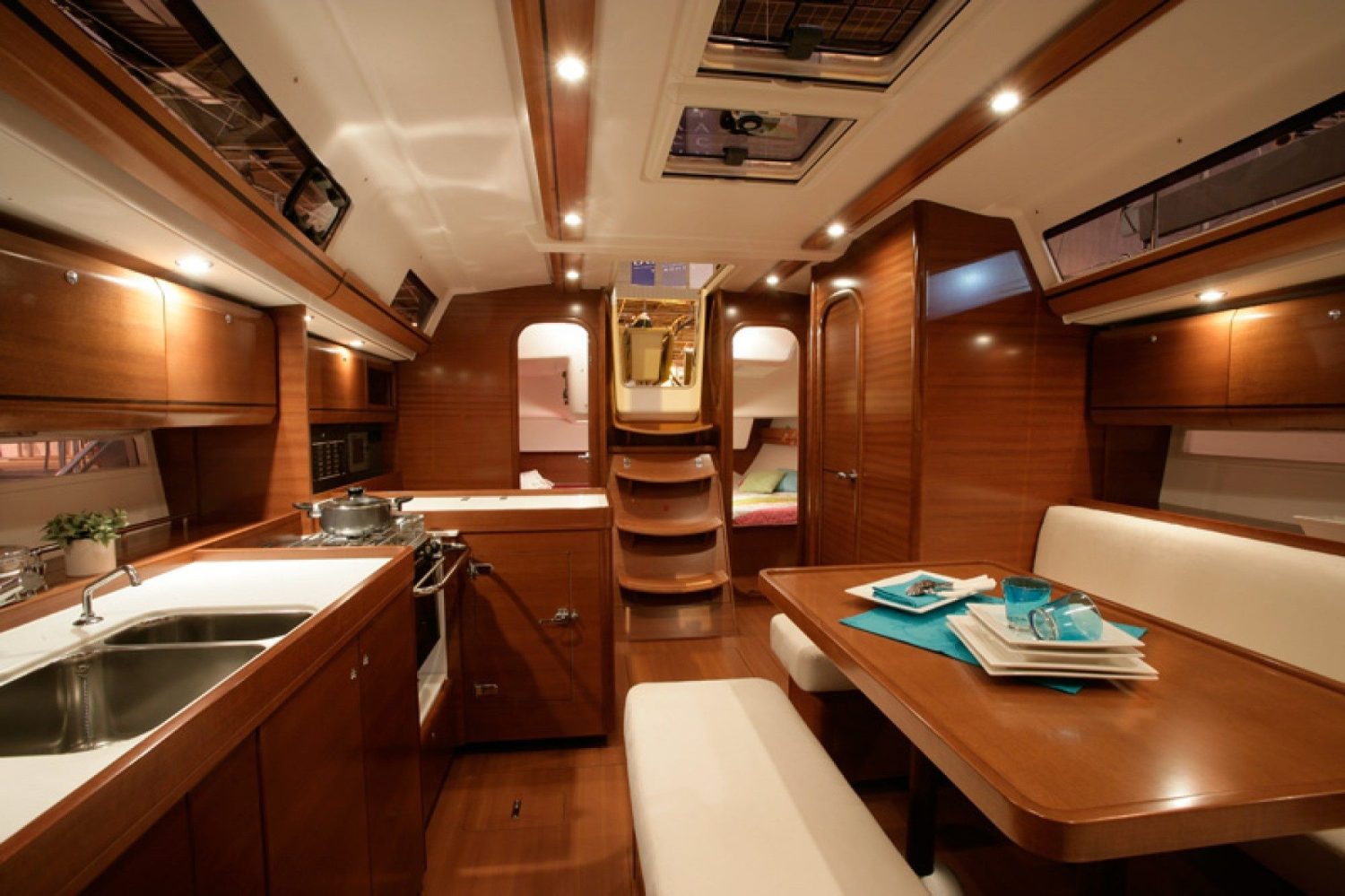 Dufour 405 Grand Large Daphne-S 17