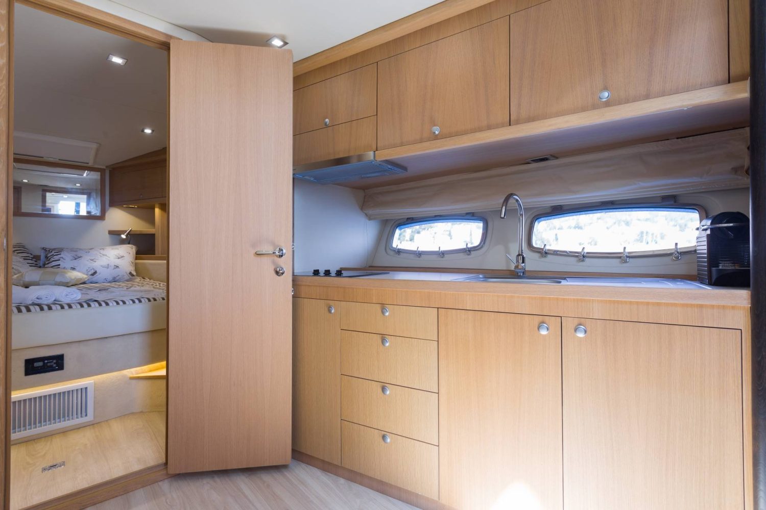 Pearl Sea 56 Premium + 35