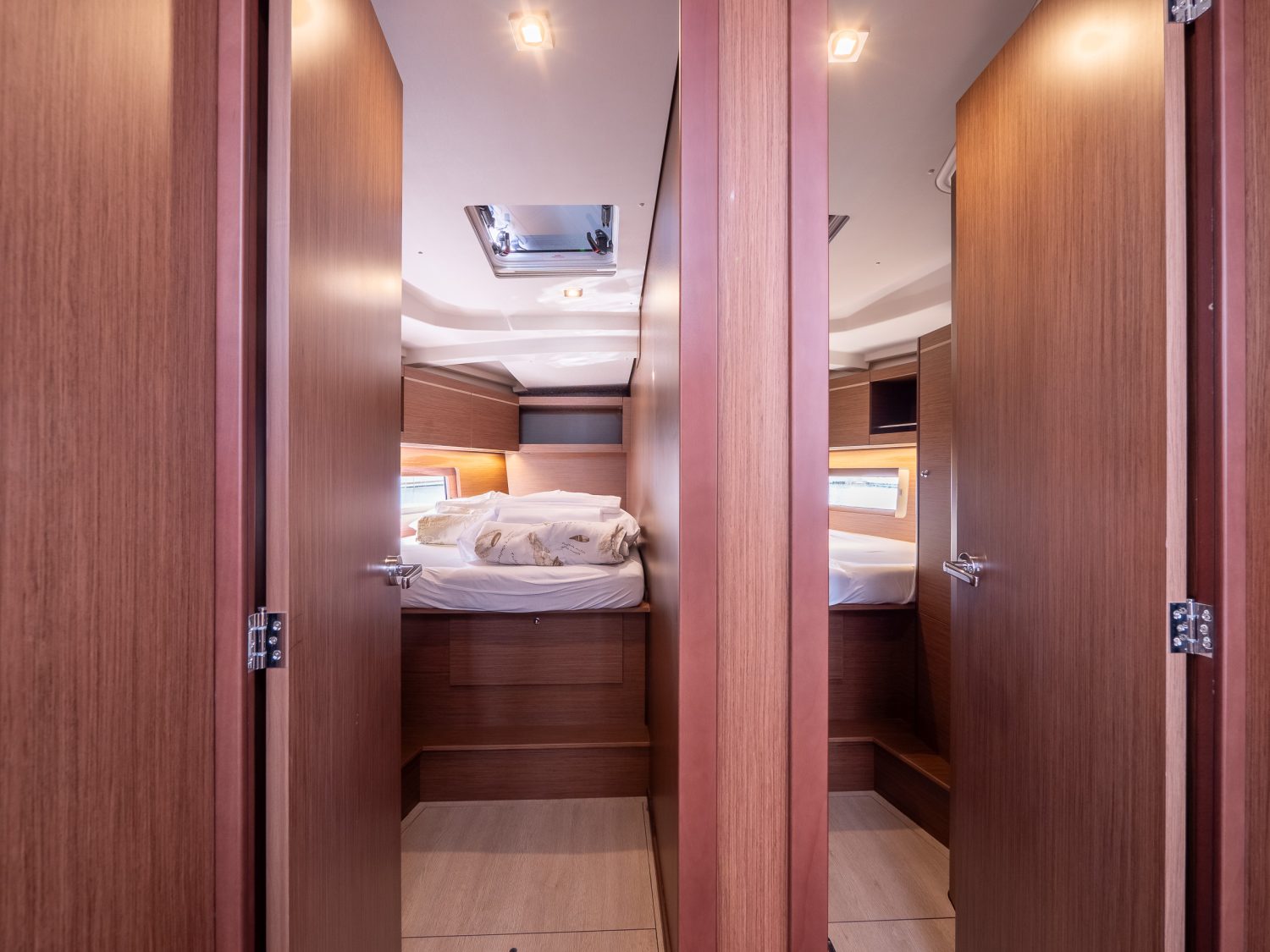 Oceanis 46.1 AMORINO 18