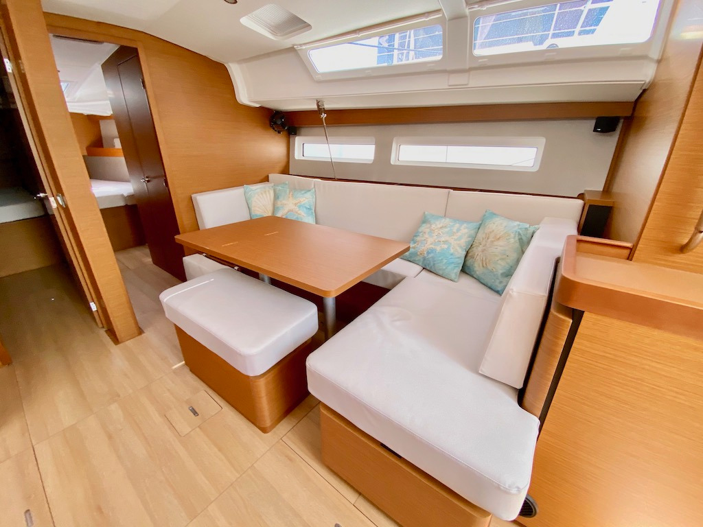 Sun Odyssey 490 PERSIK 11