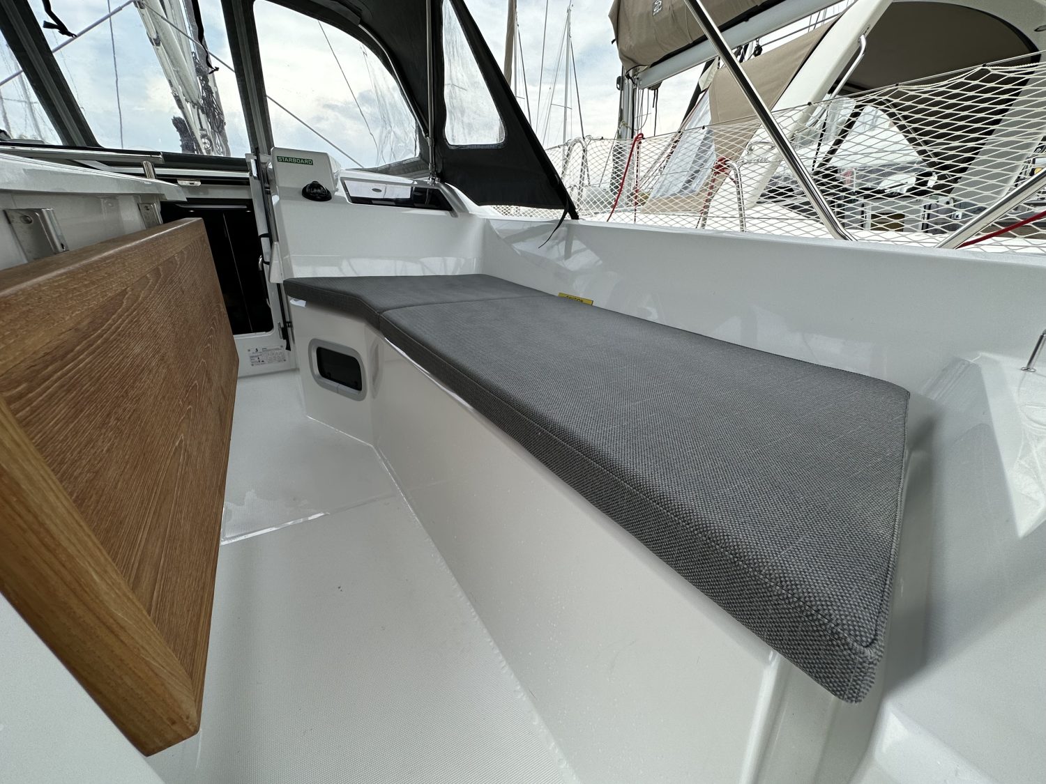 Oceanis 34.1 S/Y Aria 5