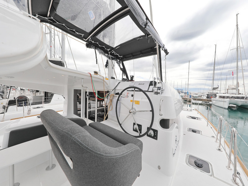 Lagoon 40 LANCELOT 31