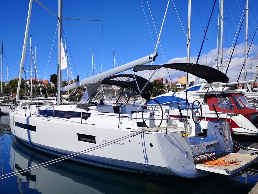 Sun Odyssey 490 PERSIK