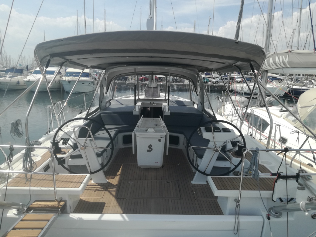 Oceanis 51.1 Aeolian Muse 3