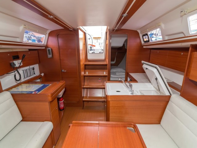 Dufour 335 Grand Large PIPPI (new engine 2024.) 7