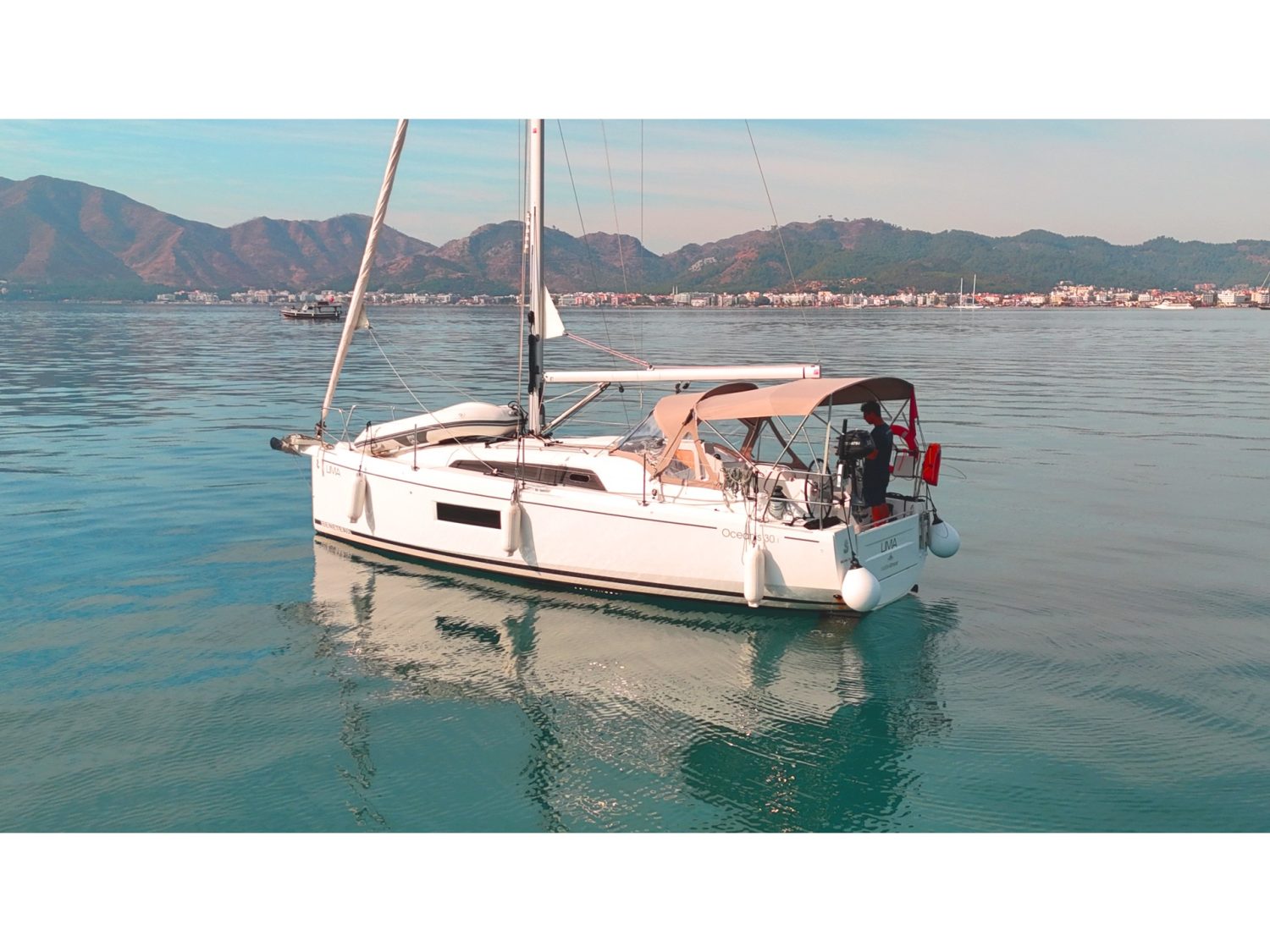 Oceanis 30.1 Lima