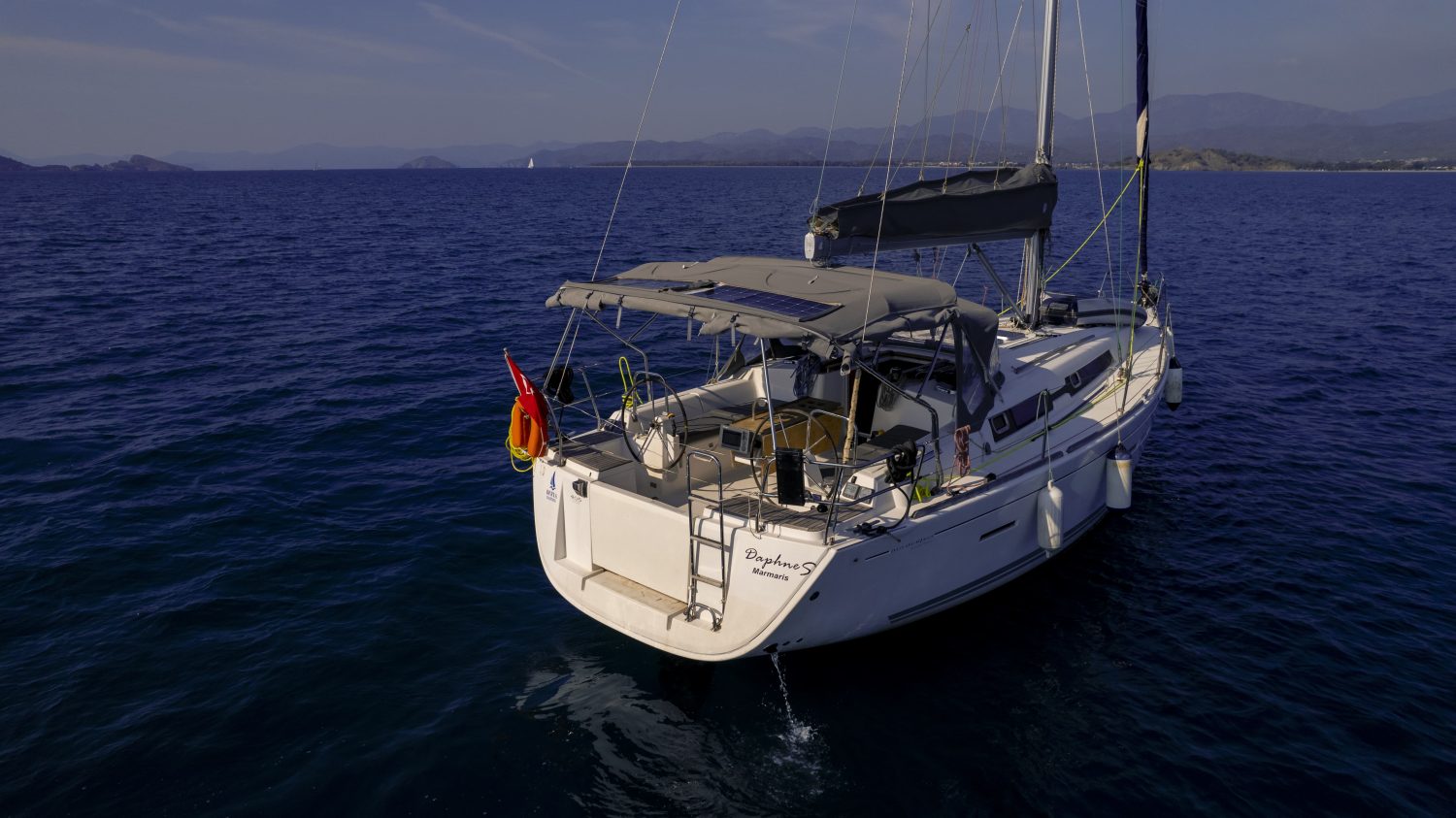 Dufour 405 Grand Large Daphne-S 4