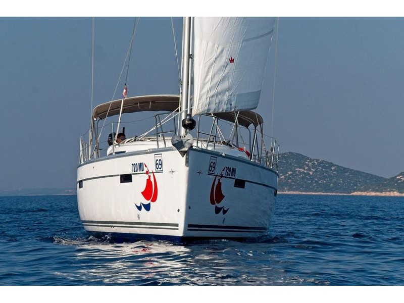 Bavaria Cruiser 41 MH 69