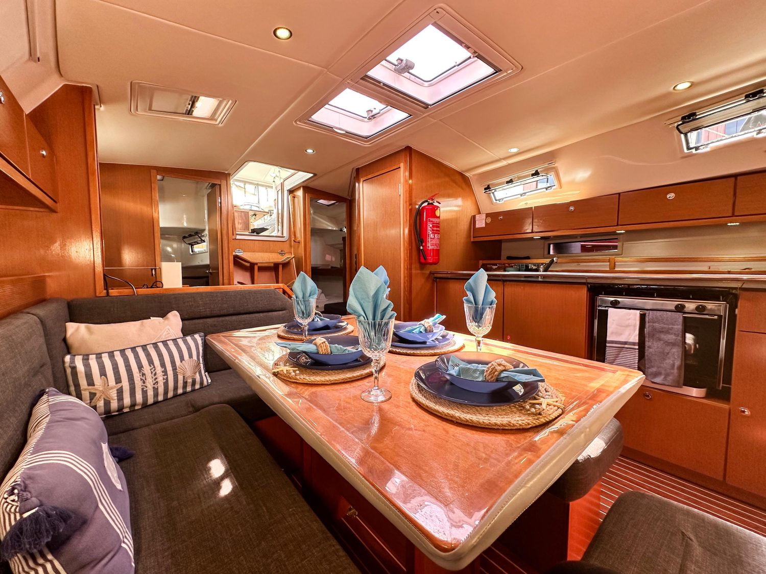 Bavaria Cruiser 40 Spark 1 11