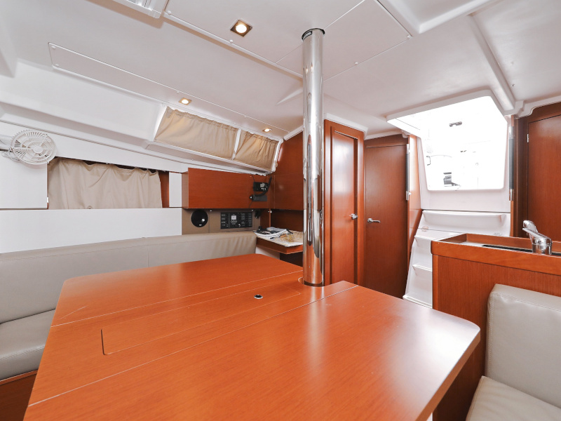 Oceanis 35.1 IDILA 30