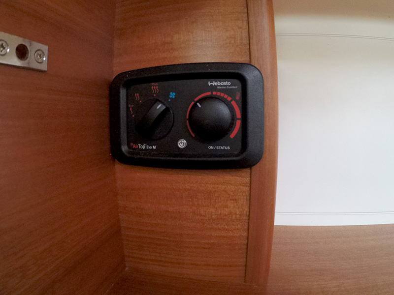 Dufour 460