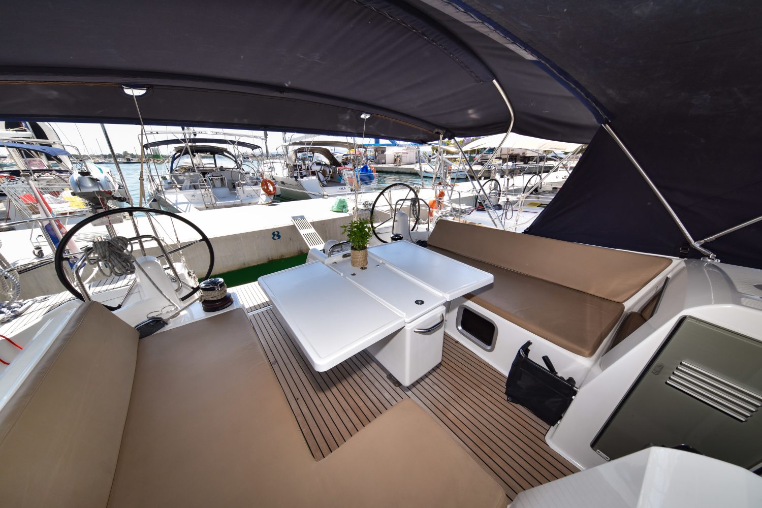 Sun Odyssey 490 Swannabe 42