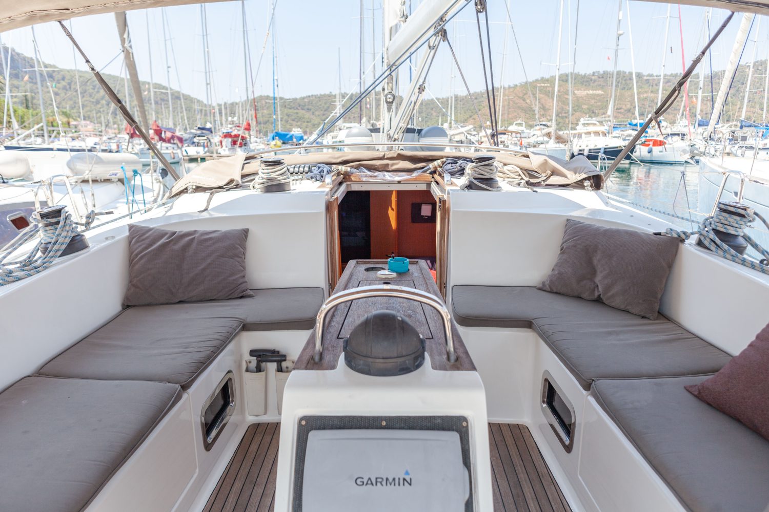 Bavaria Cruiser 46 Sail Vega 10