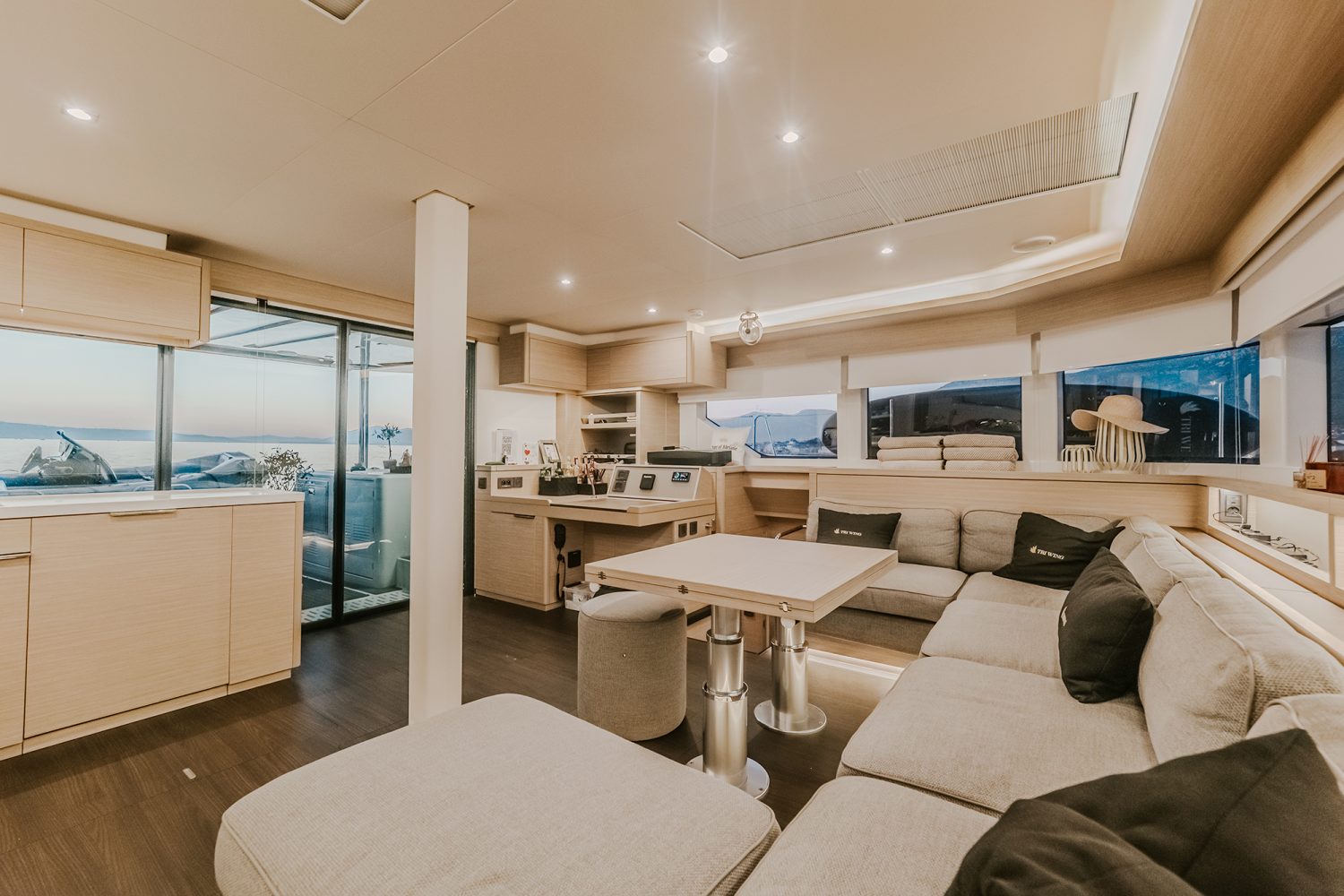 Lagoon 55 TRI-WING 11