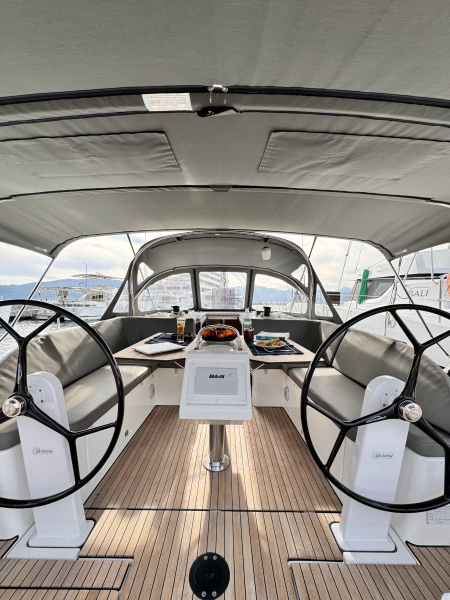 Bavaria C42 Sorores 8