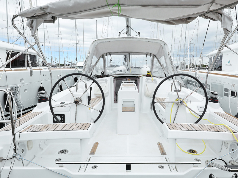 Oceanis 35.1 IDILA 11