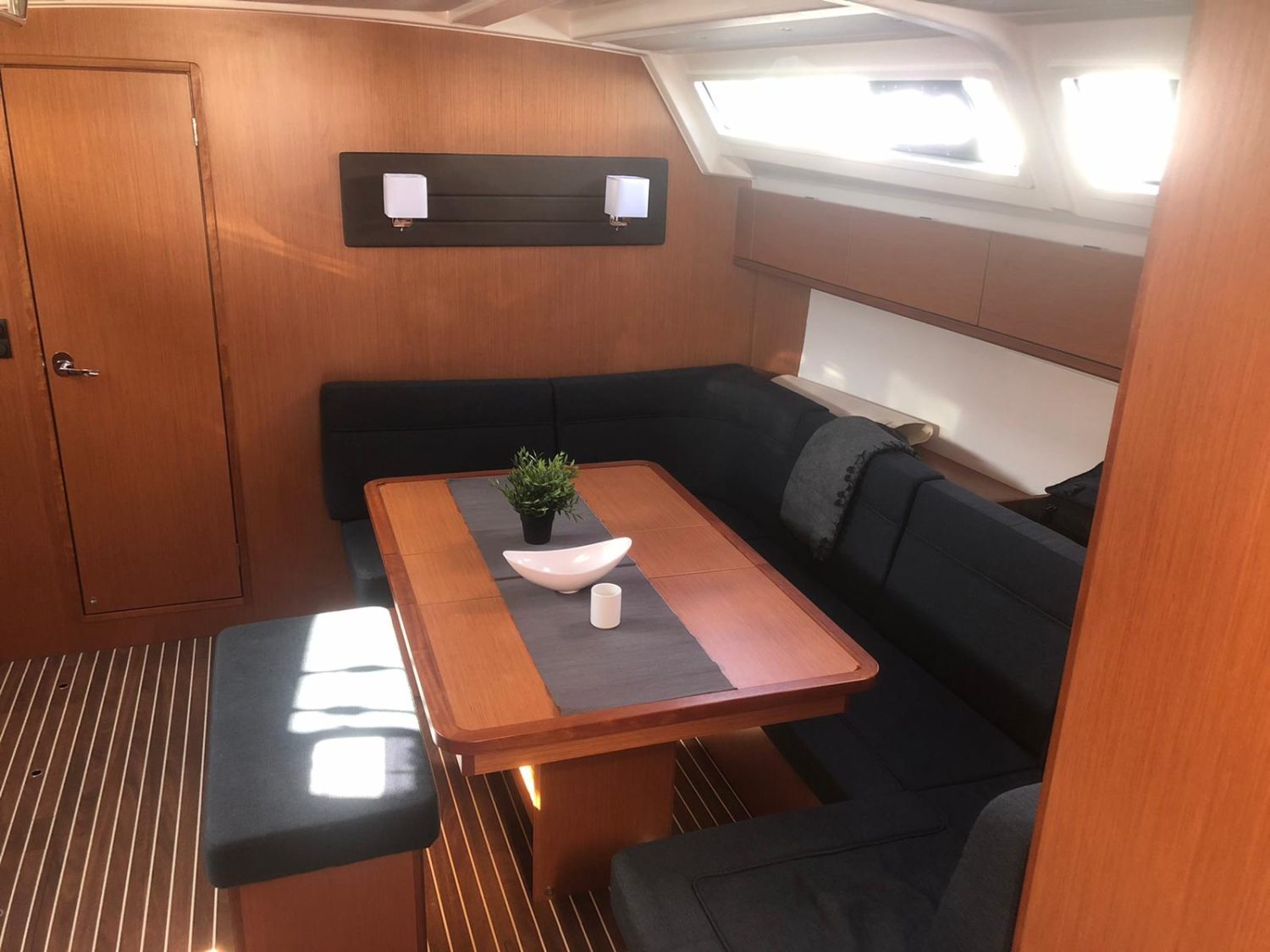 Bavaria Cruiser 46 Batukaan 5