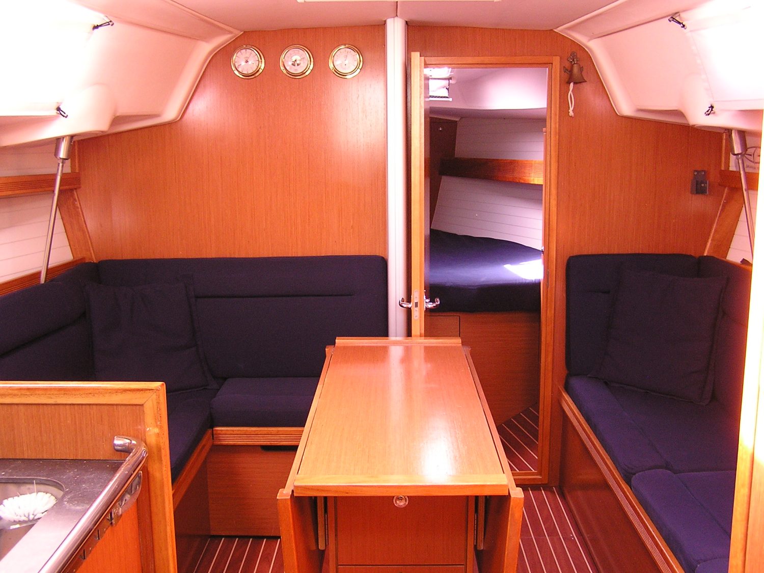 Bavaria 35 Cruiser Alba 6