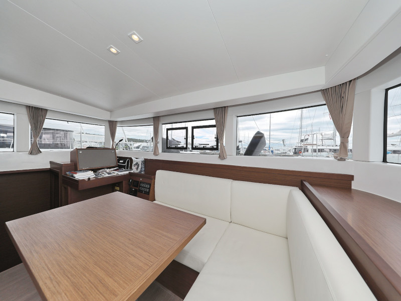 Lagoon 40 LANCELOT 10