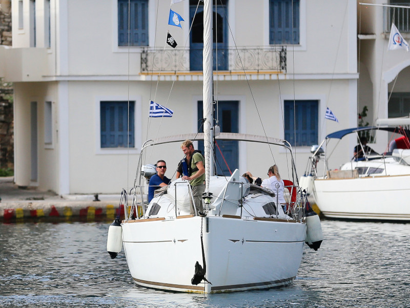 Sun Odyssey 33i Omega
