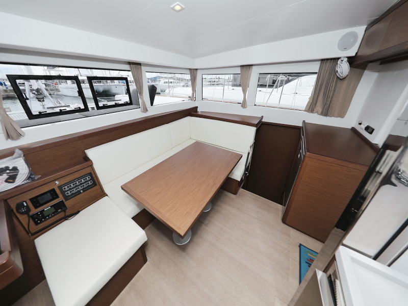 Lagoon 40 LANCELOT 35