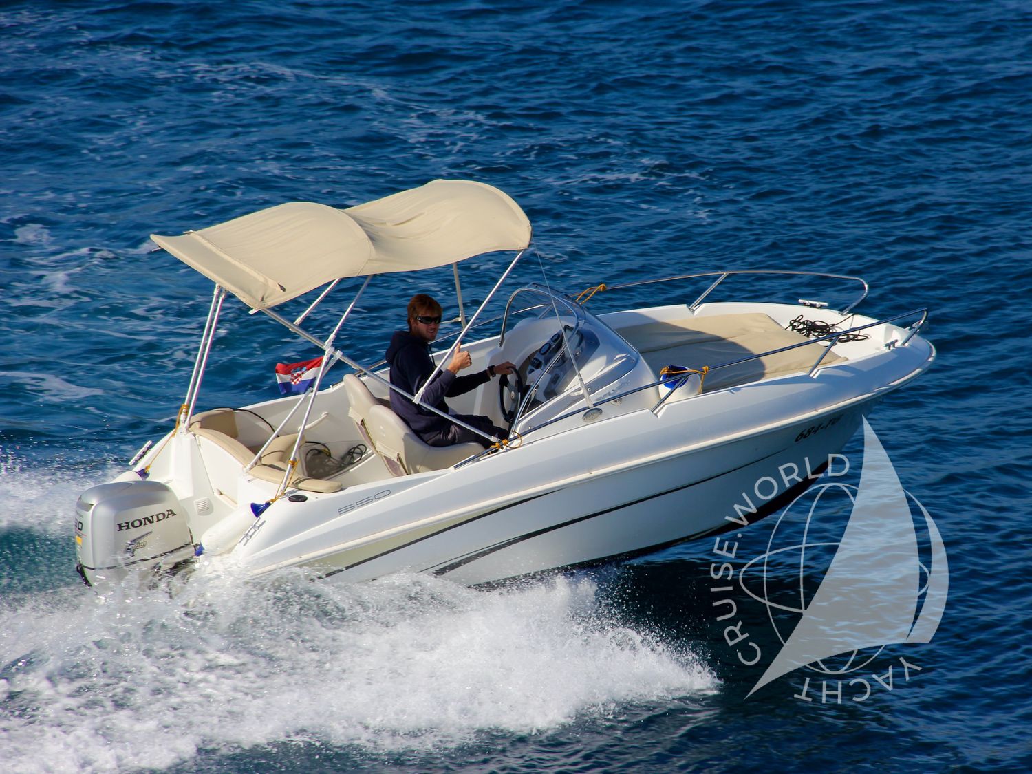 Beneteau Flyer 550 SUNdeck
