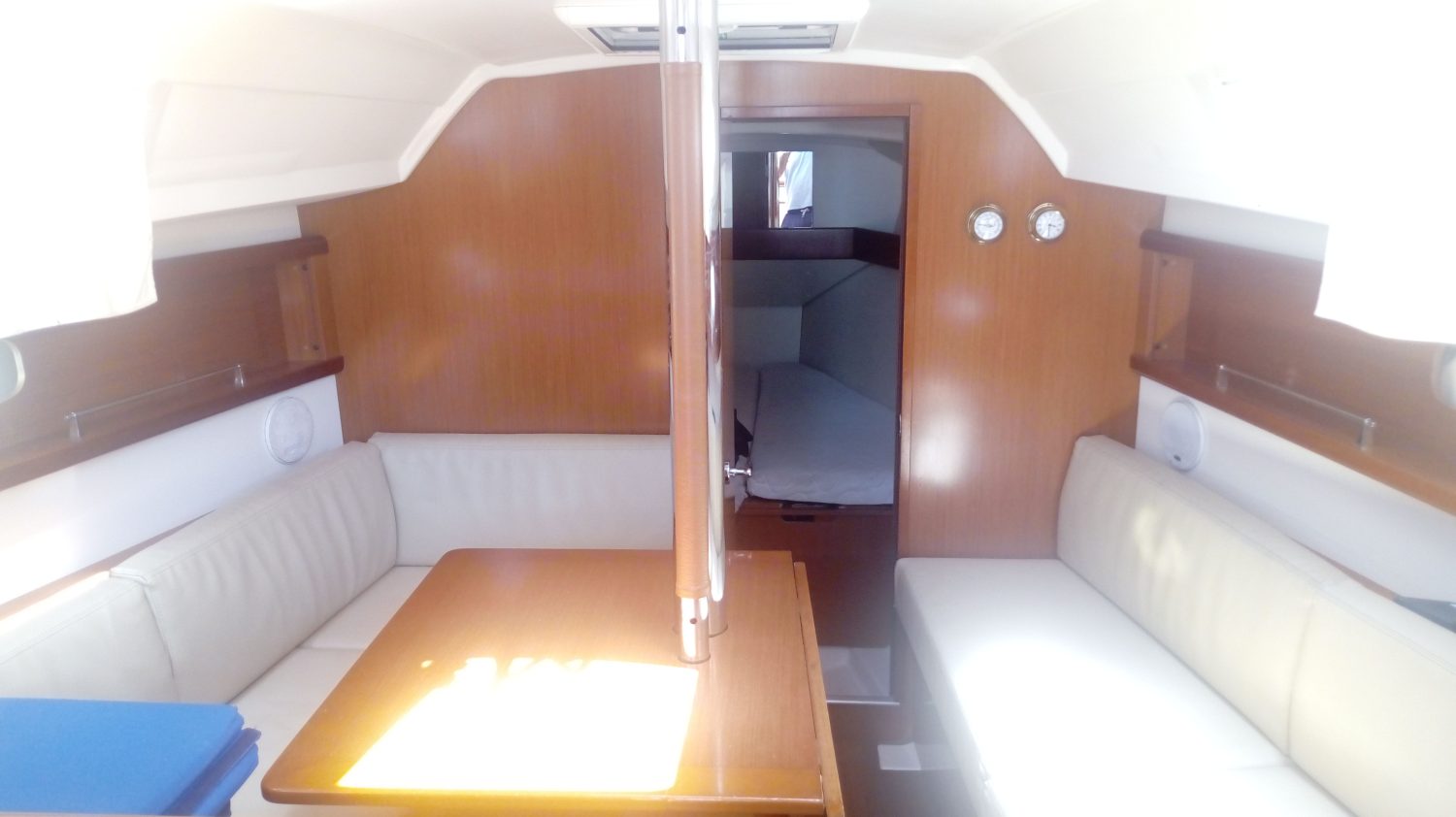 Oceanis 31 TRIZONIA 14