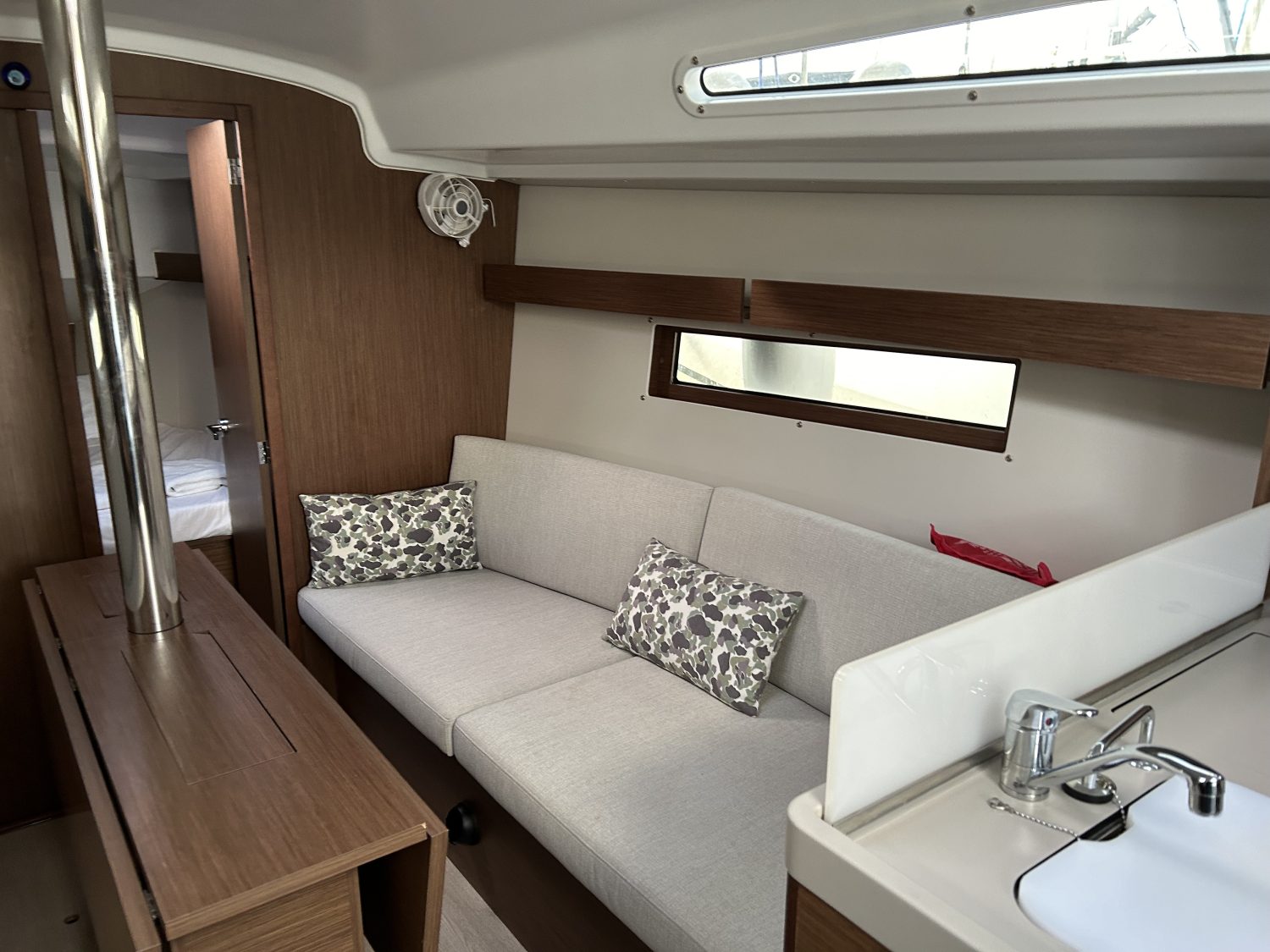 Oceanis 34.1 Sail Altair 1 6
