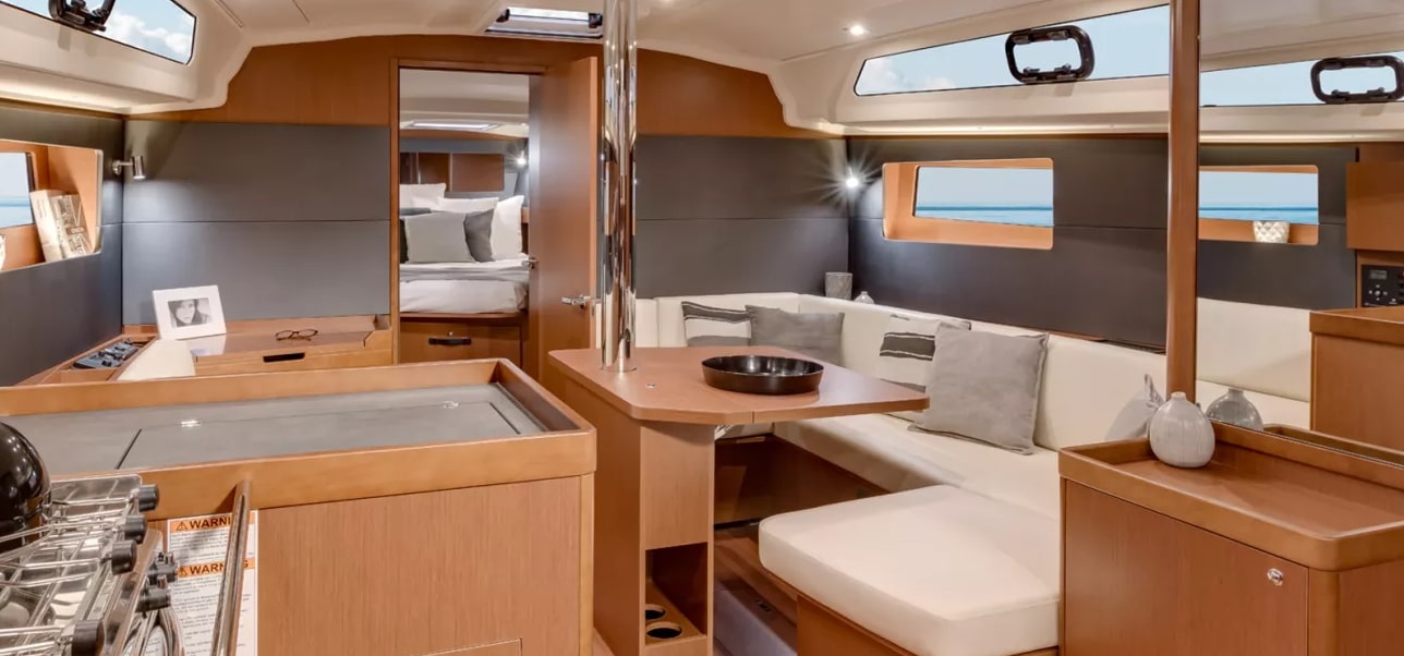 Oceanis 41.1 Tikal II 3
