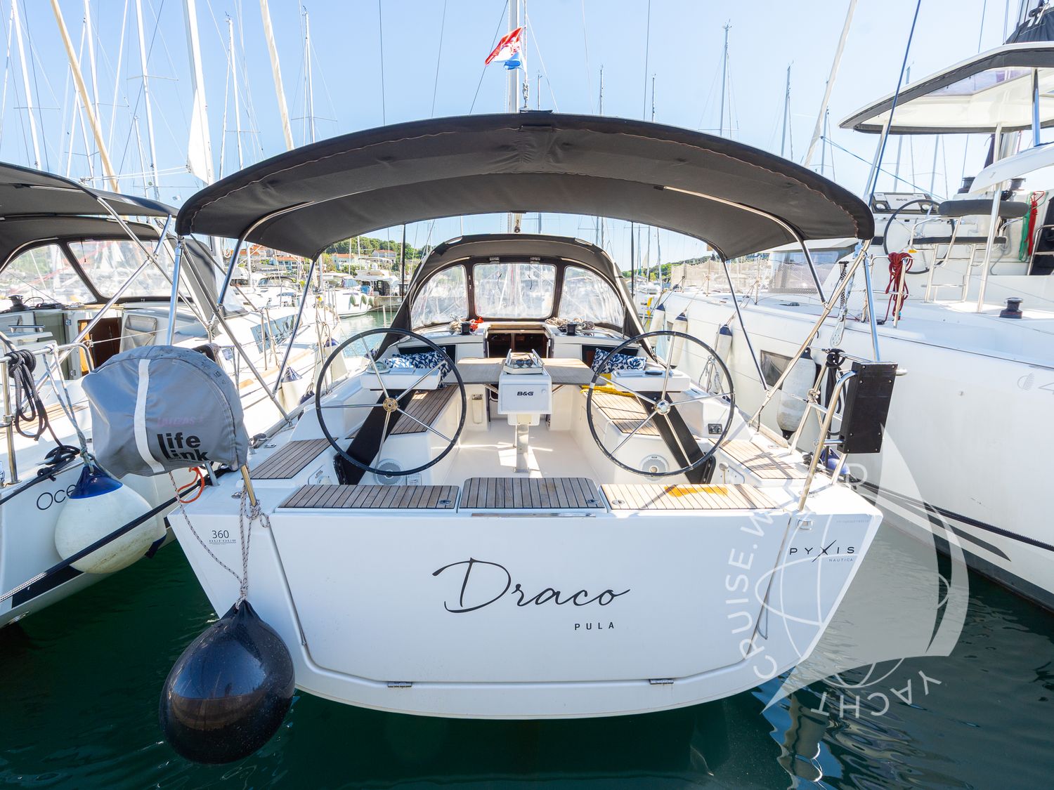 Yacht picture