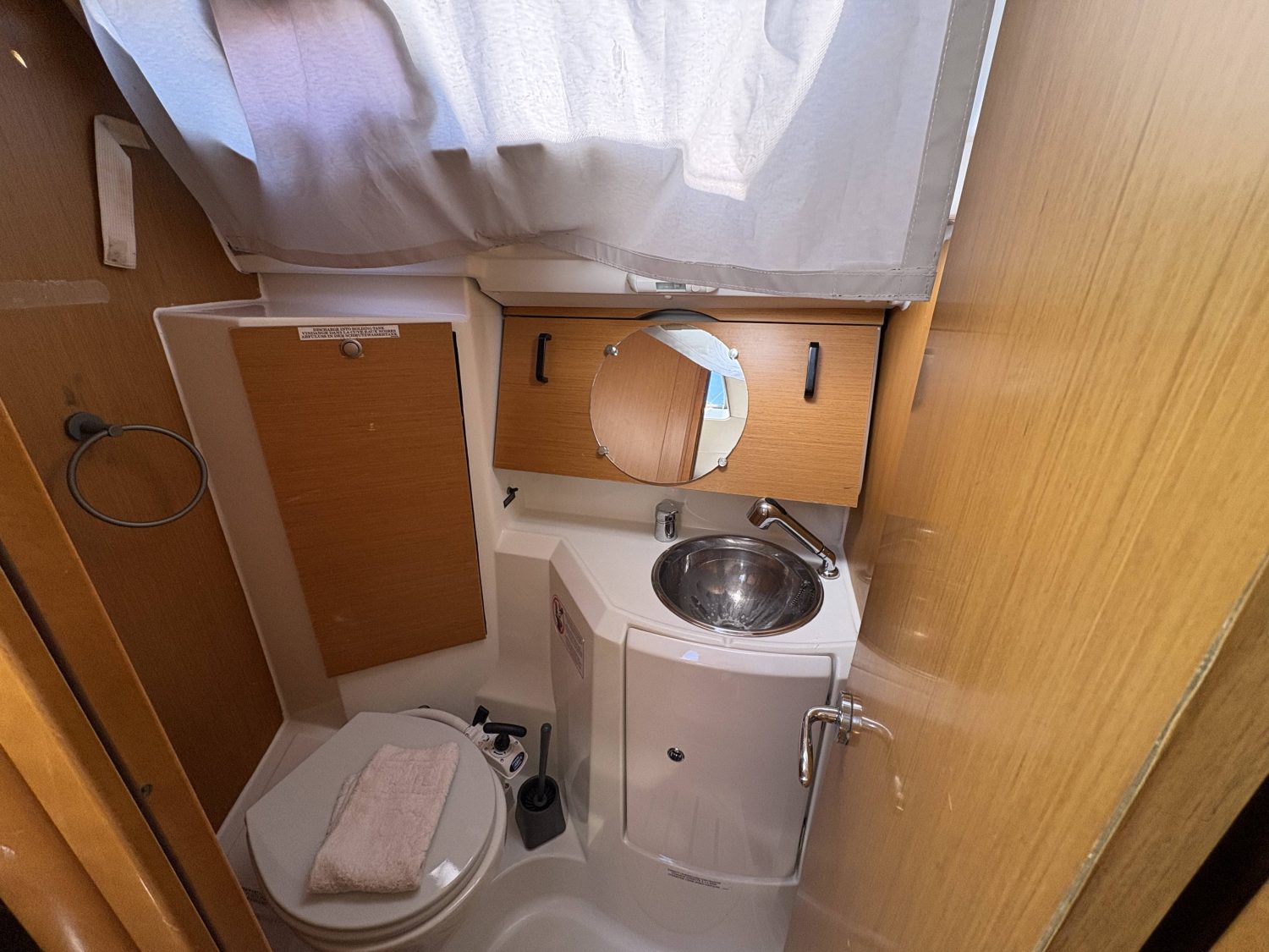 Sun Odyssey 36i Sail Mira 6