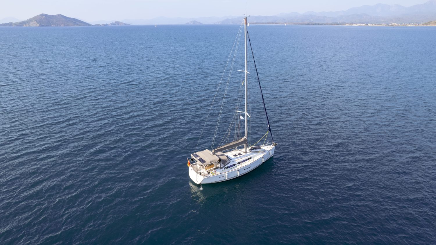 Dufour 405 Grand Large Daphne-S 8