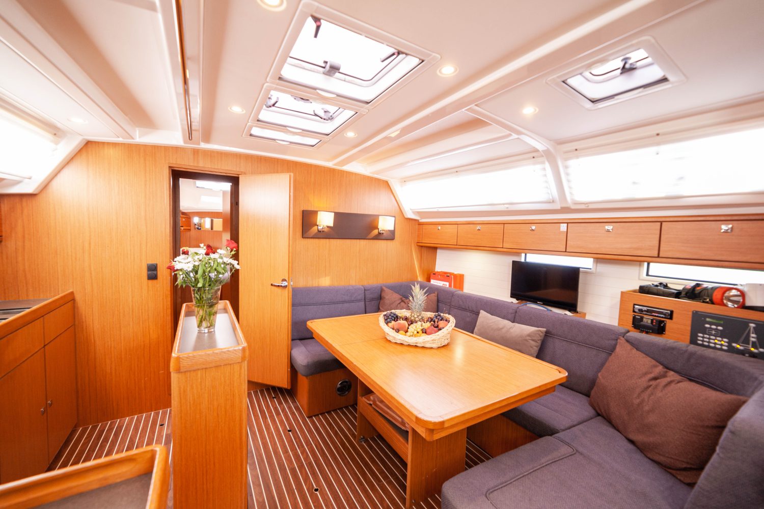 Bavaria Cruiser 46 Sail Vega 14
