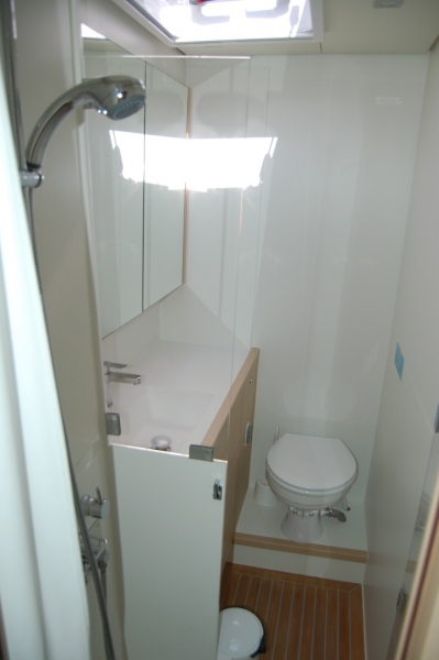 Bath / window