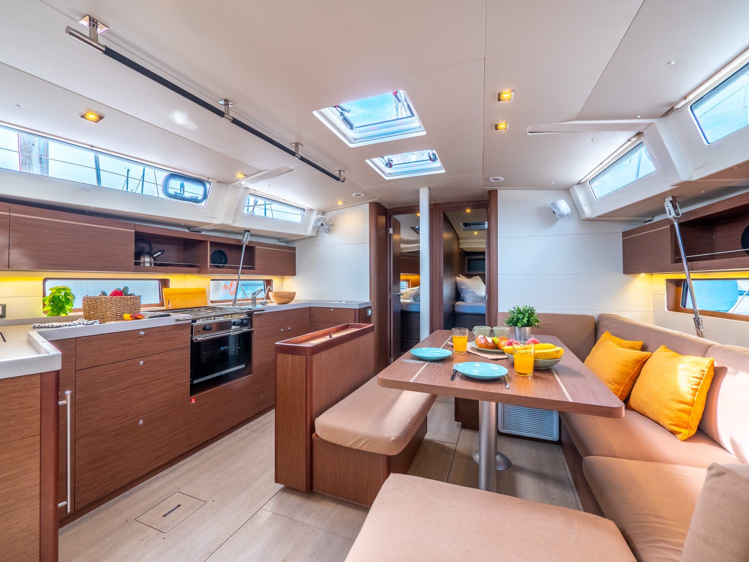Oceanis 46.1 AMORINO 7